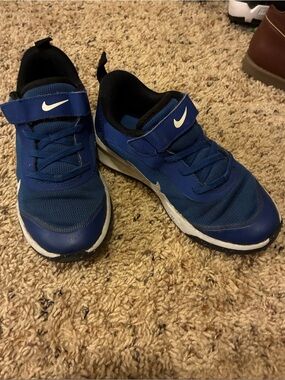 Nike Boys' Royal Blue and White Velcro sneakers